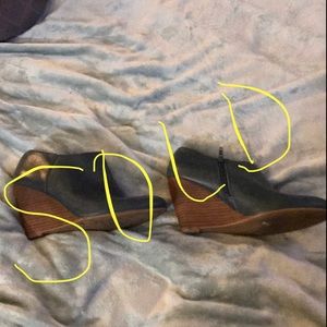 PRICE FIRM Nine West Teal Wedge Booties Size 8